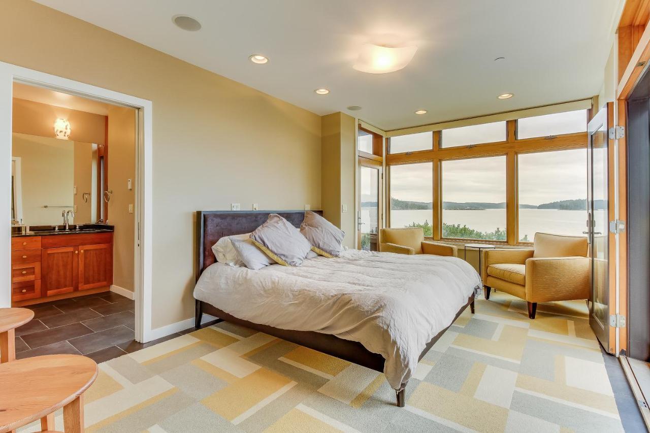 Villa Fidalgo Island Waterfront Stunner Anacortes Exterior foto